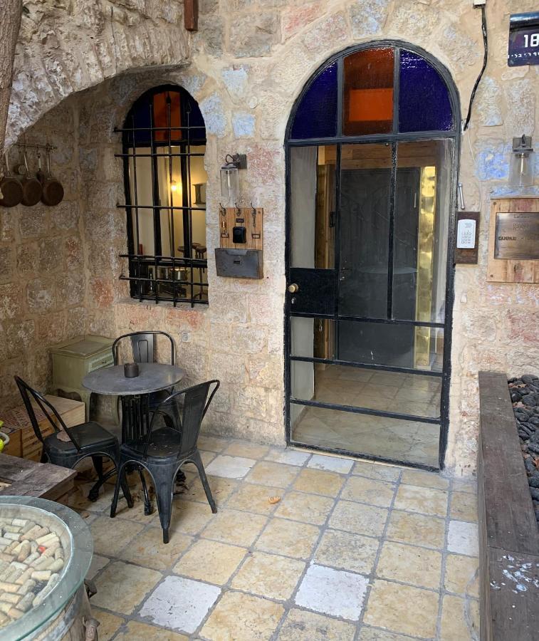 La Guta Studio Suite The Campari Suite Jerusalem Exterior photo